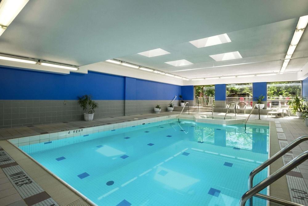 Hampton Inn & Suites By Hilton Toronto Downtown Eksteriør billede