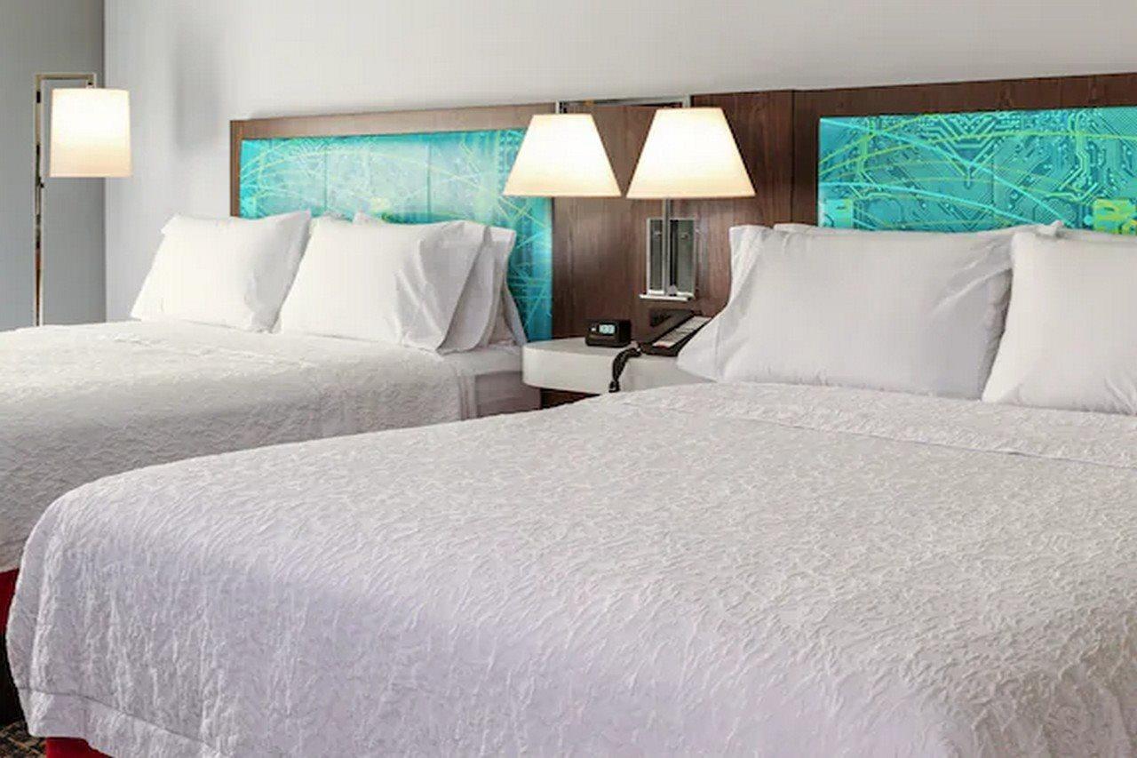 Hampton Inn & Suites By Hilton Toronto Downtown Eksteriør billede