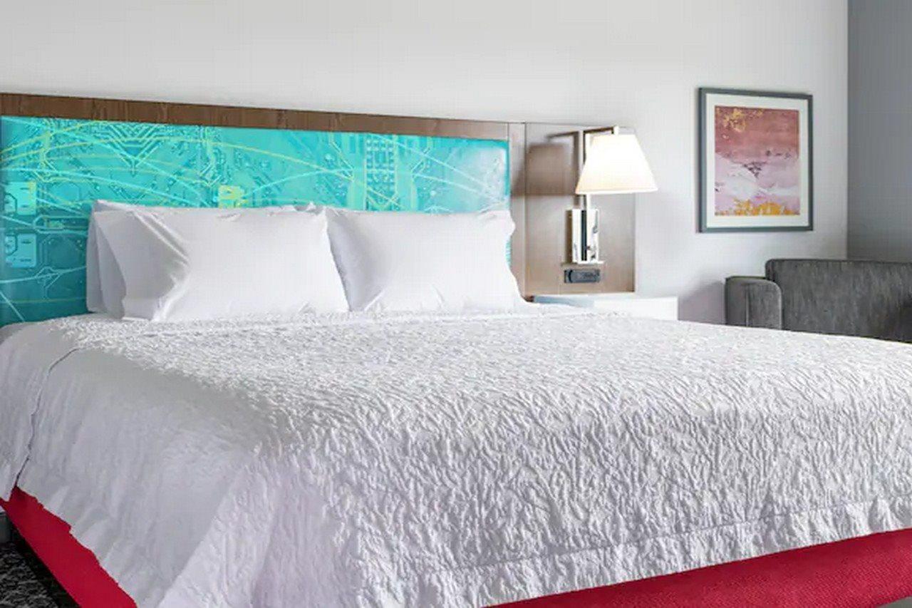 Hampton Inn & Suites By Hilton Toronto Downtown Eksteriør billede