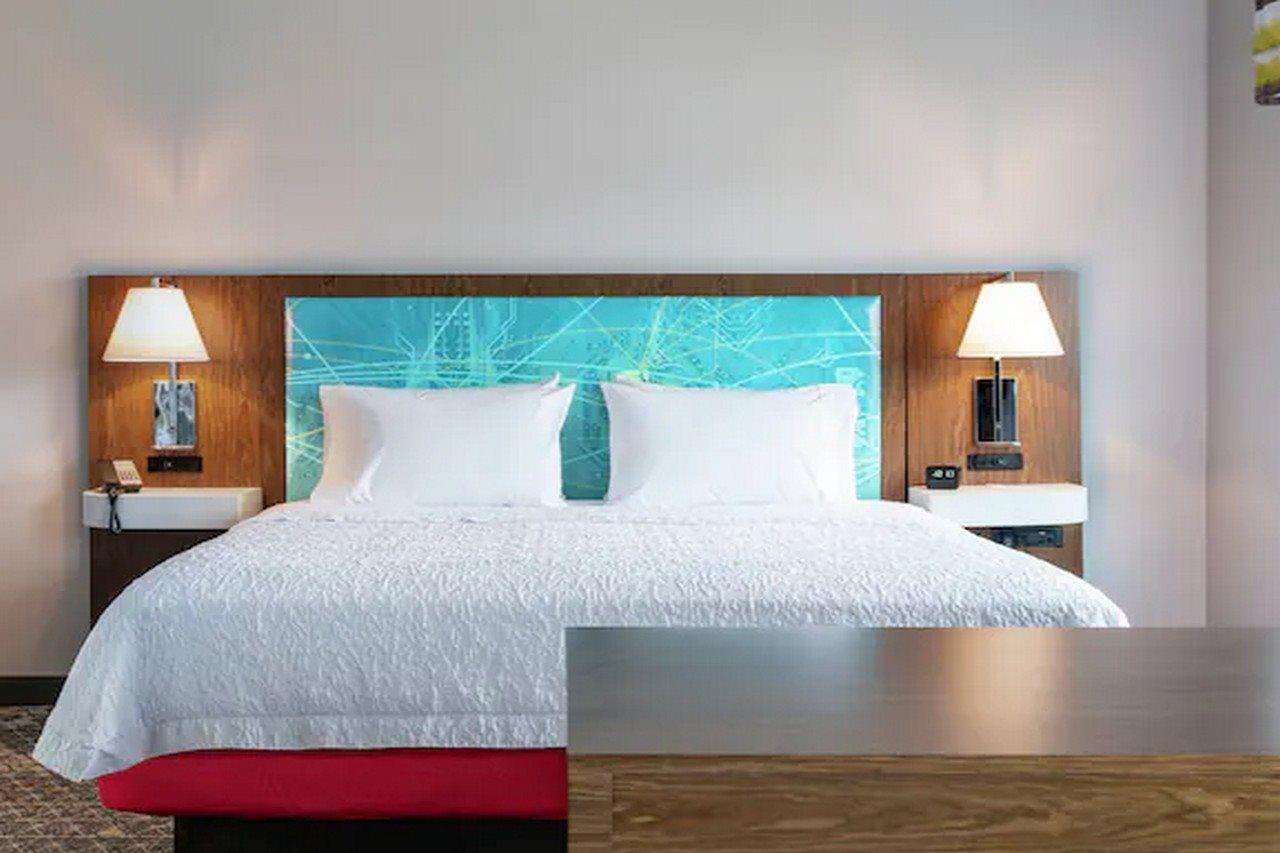 Hampton Inn & Suites By Hilton Toronto Downtown Eksteriør billede