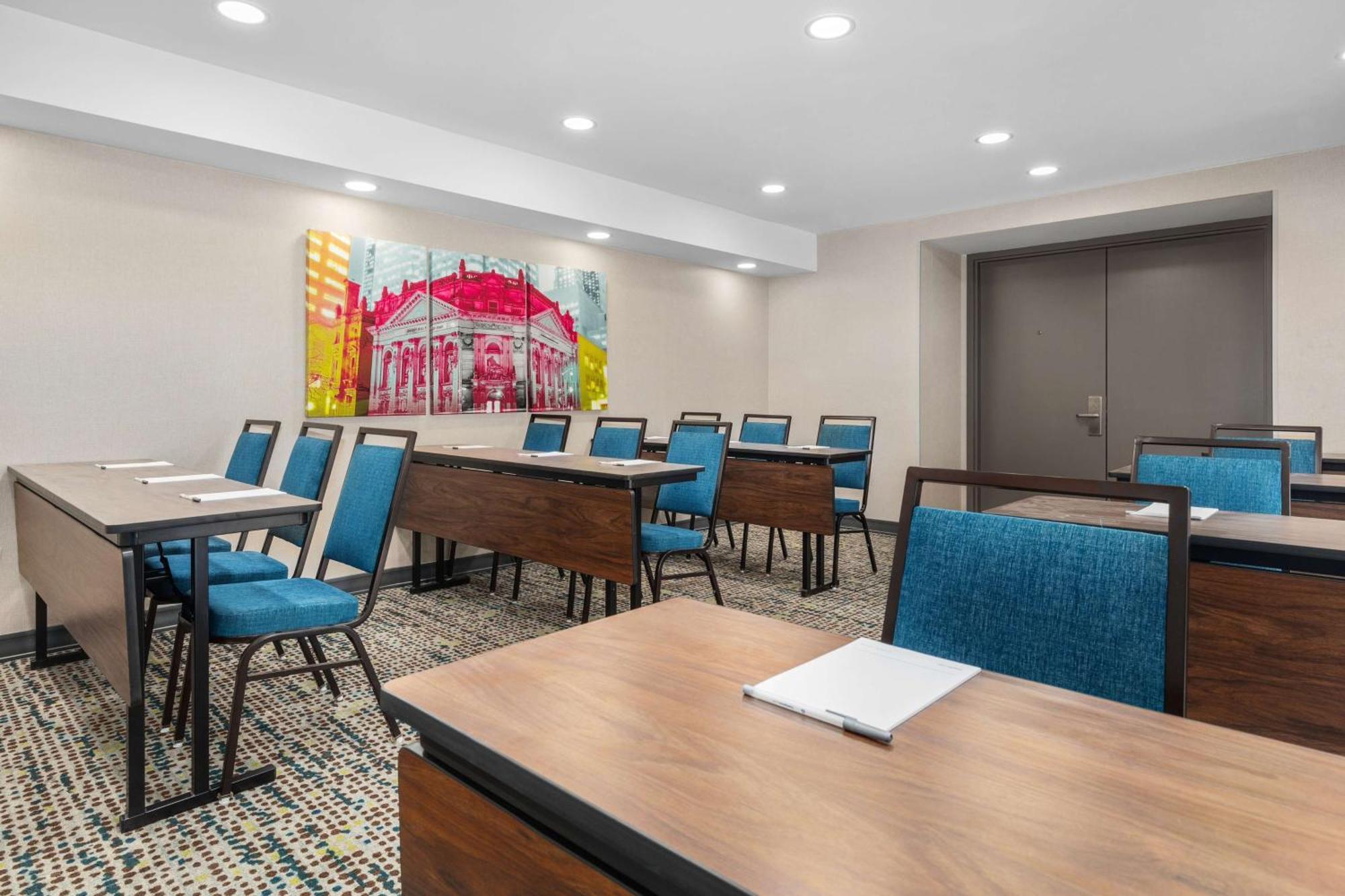 Hampton Inn & Suites By Hilton Toronto Downtown Eksteriør billede