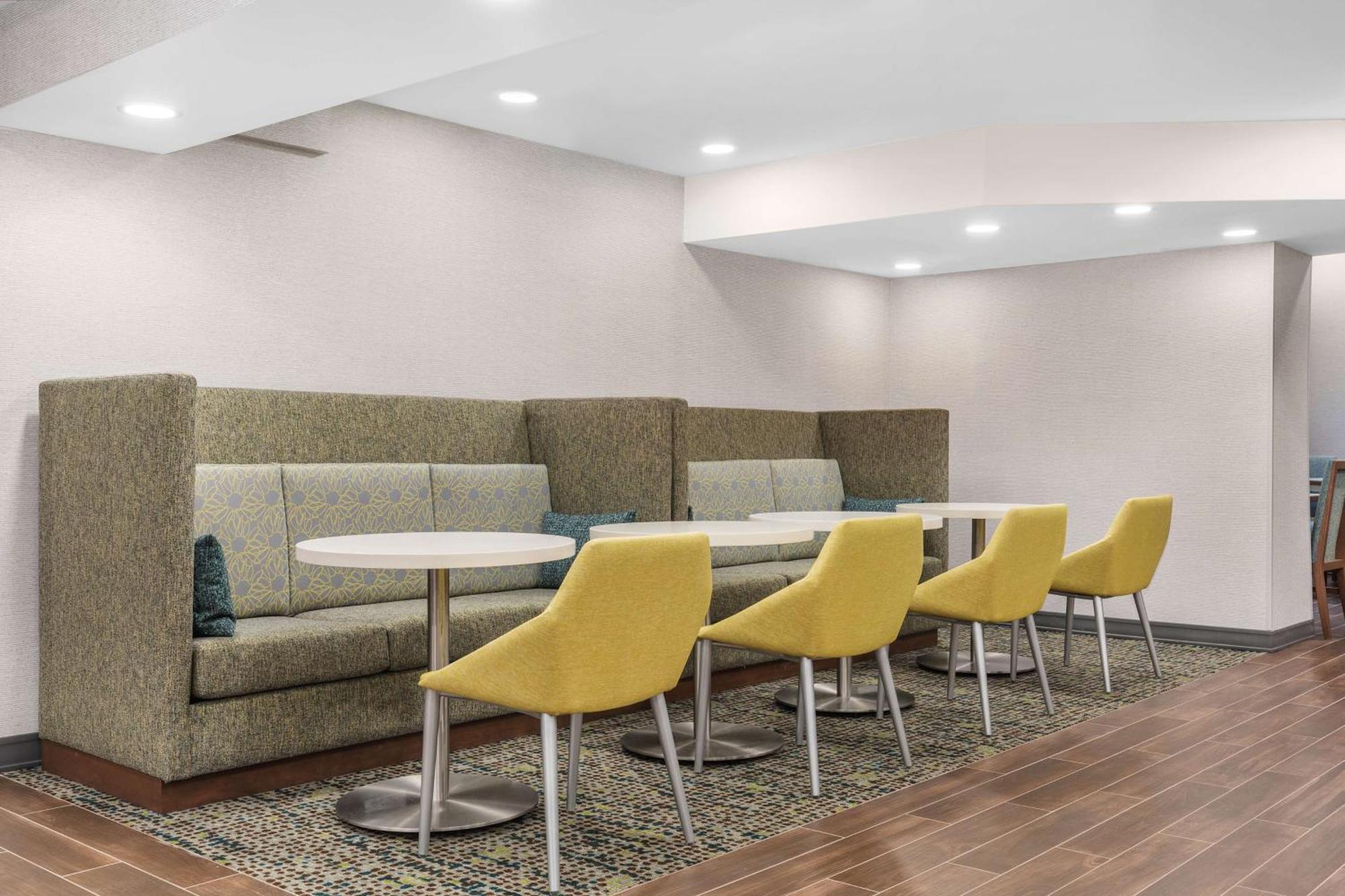 Hampton Inn & Suites By Hilton Toronto Downtown Eksteriør billede