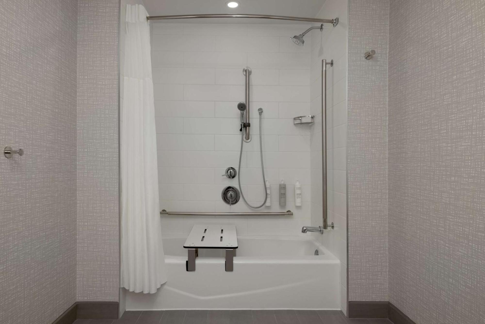 Hampton Inn & Suites By Hilton Toronto Downtown Eksteriør billede