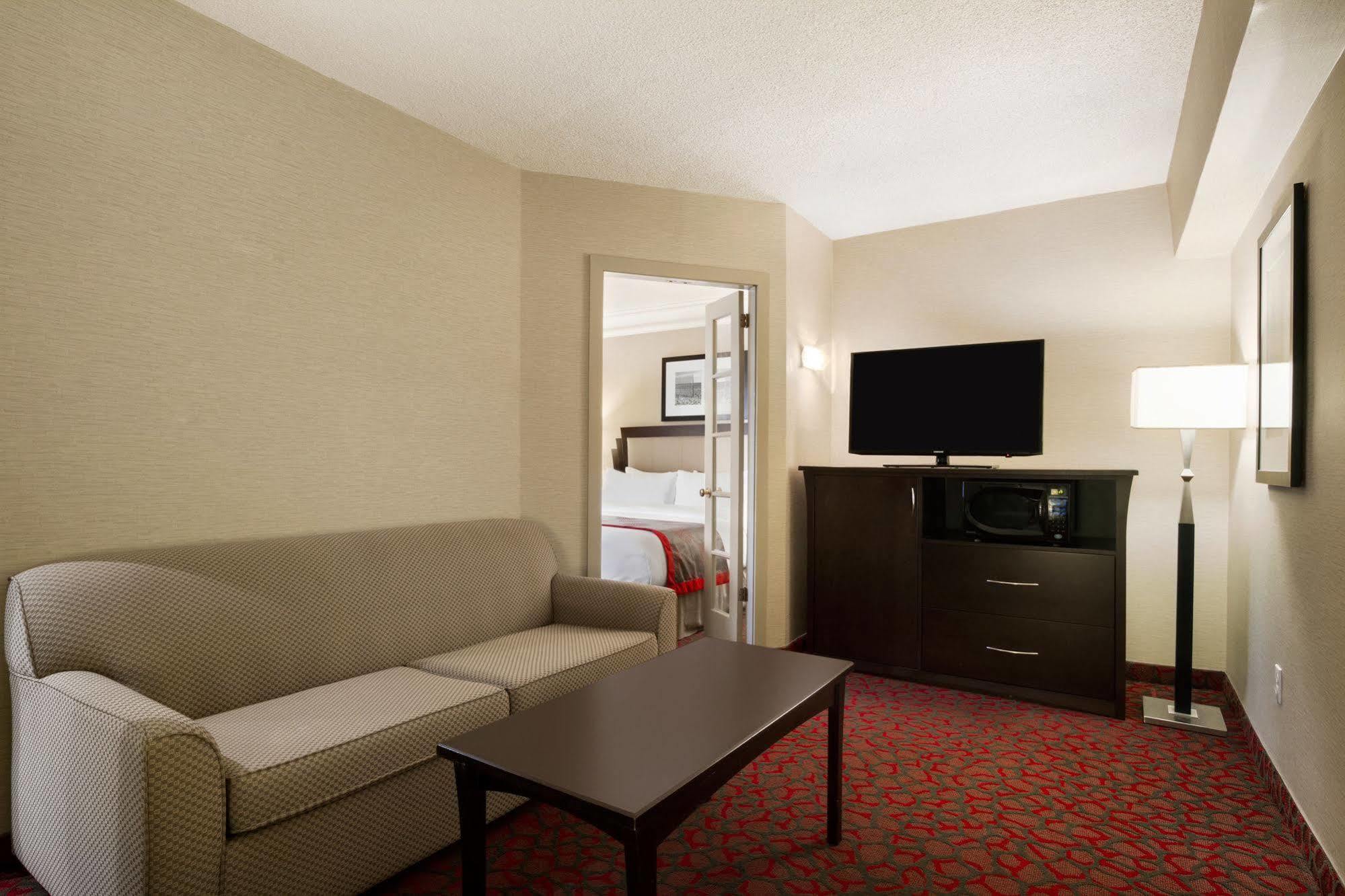 Hampton Inn & Suites By Hilton Toronto Downtown Eksteriør billede